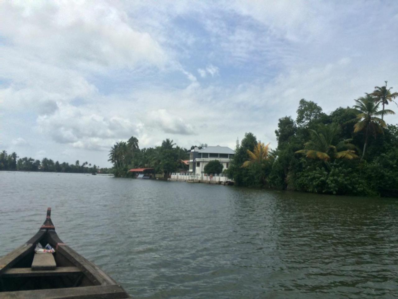 Captains Cabin Backwater Resort Alappuzha 외부 사진